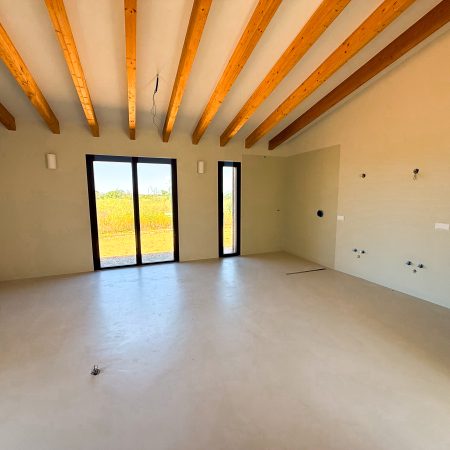 habitación proyecto realizado por grup vanrell en Campos, donde hay un baño en suite